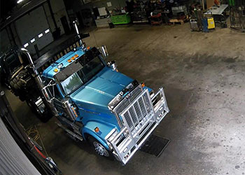 Truck Service Center & Supply Store Services Image